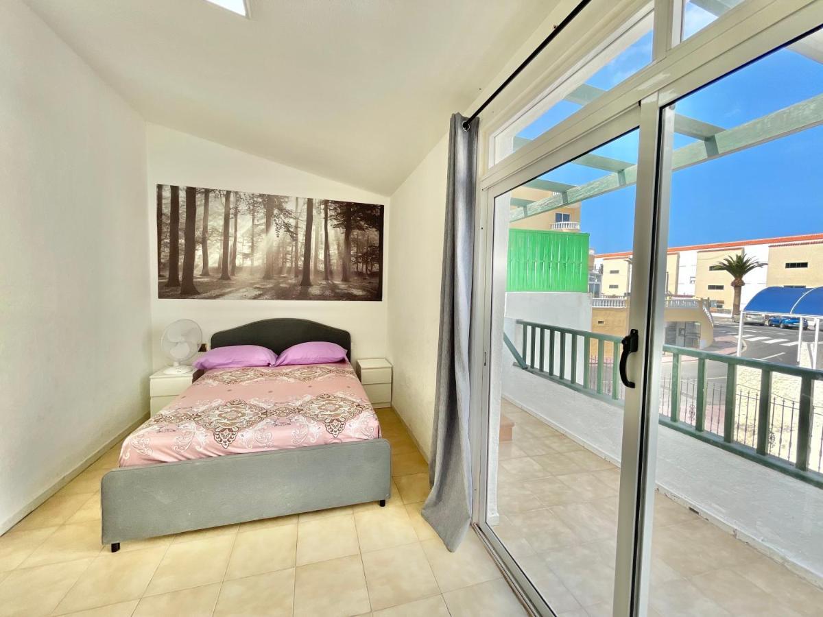Relax Beach House Пуэрто-де-Сантьяго Экстерьер фото